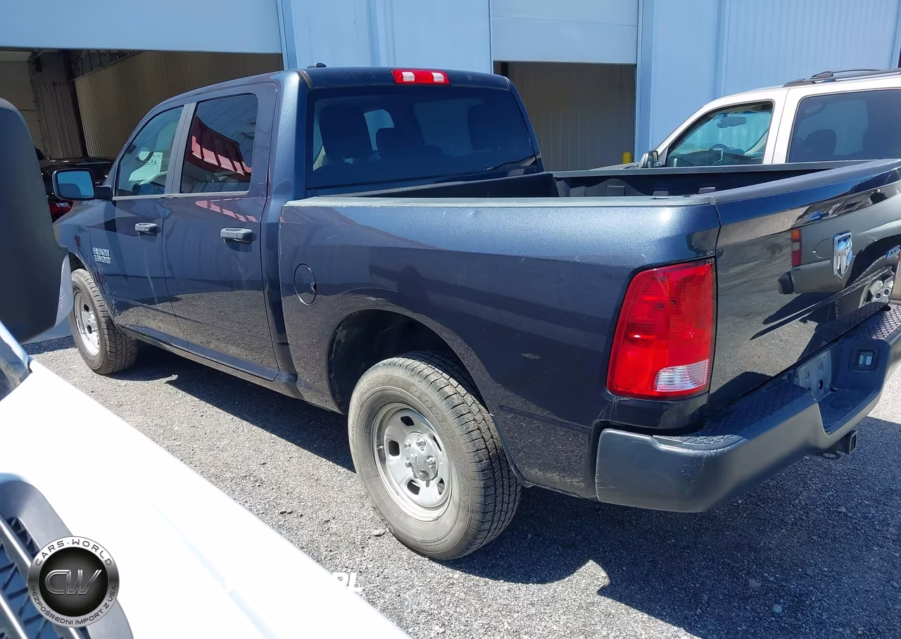 2018 Ram 1500 Tradesman 4X4 5'7 Box VIN:1C6RR7KG0JS293136 - 3