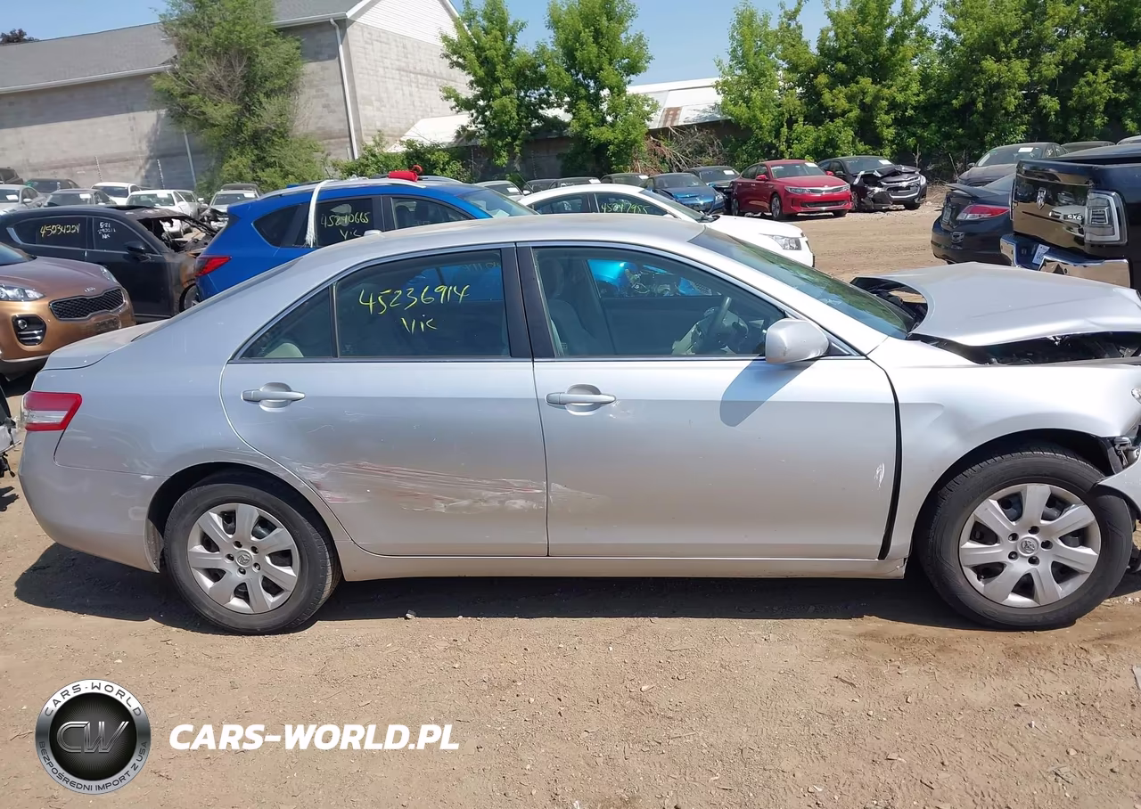 2010 Toyota Camry Le VIN:4T4BF3EK4AR023392 - 13