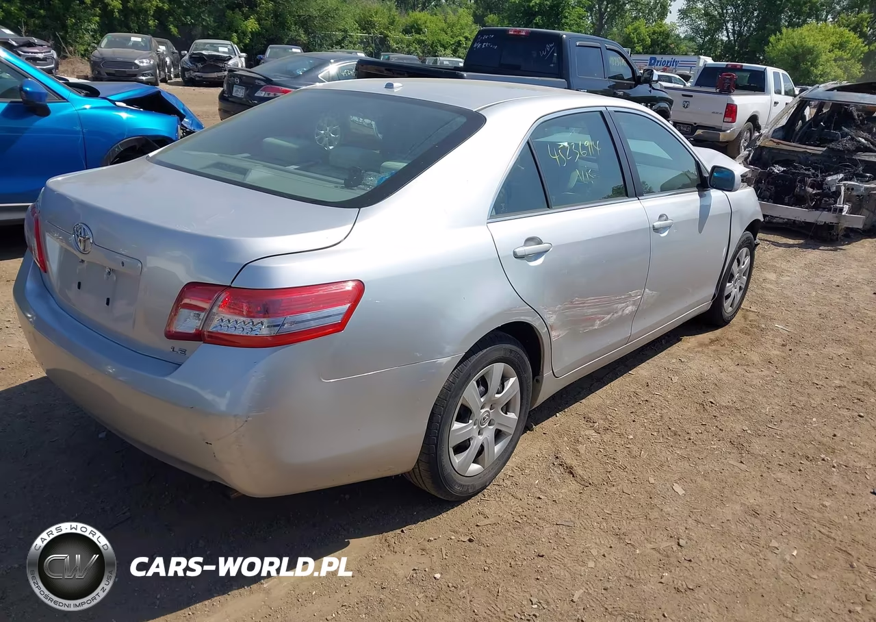 2010 Toyota Camry Le VIN:4T4BF3EK4AR023392 - 4