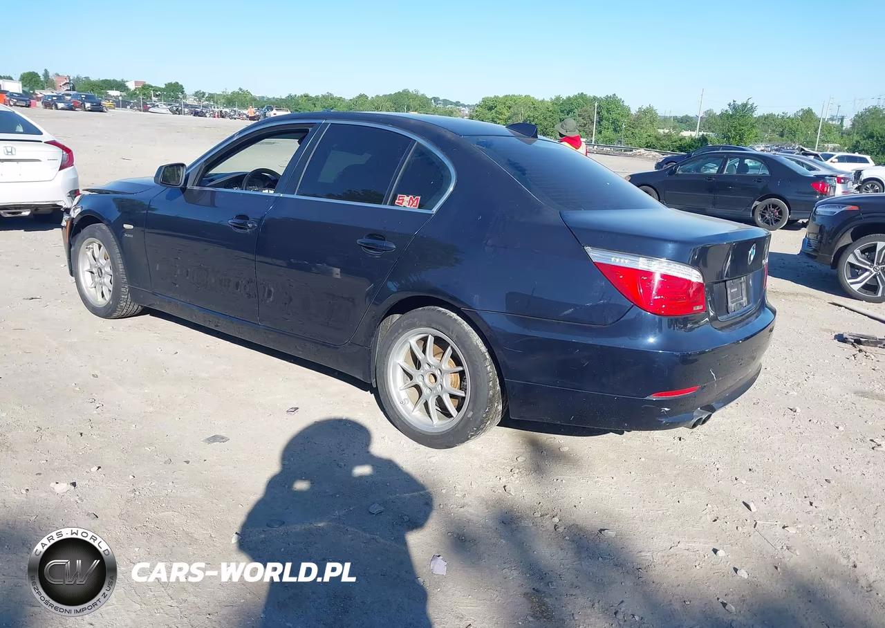 2010 BMW 528I xDrive VIN:WBANV1C57AC159583 - 3