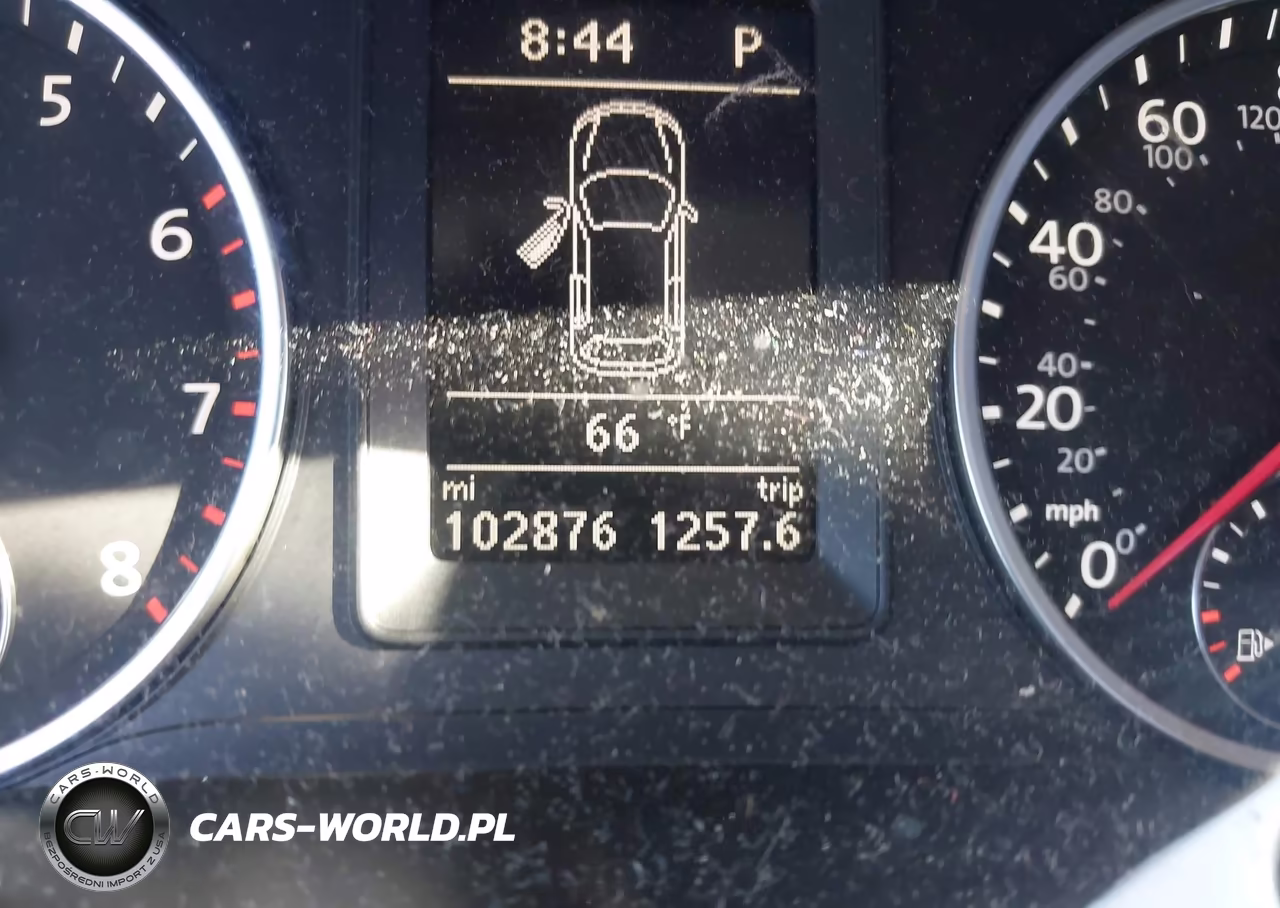 2015 Volkswagen Tiguan S VIN:WVGAV7AX6FW611890 - 15