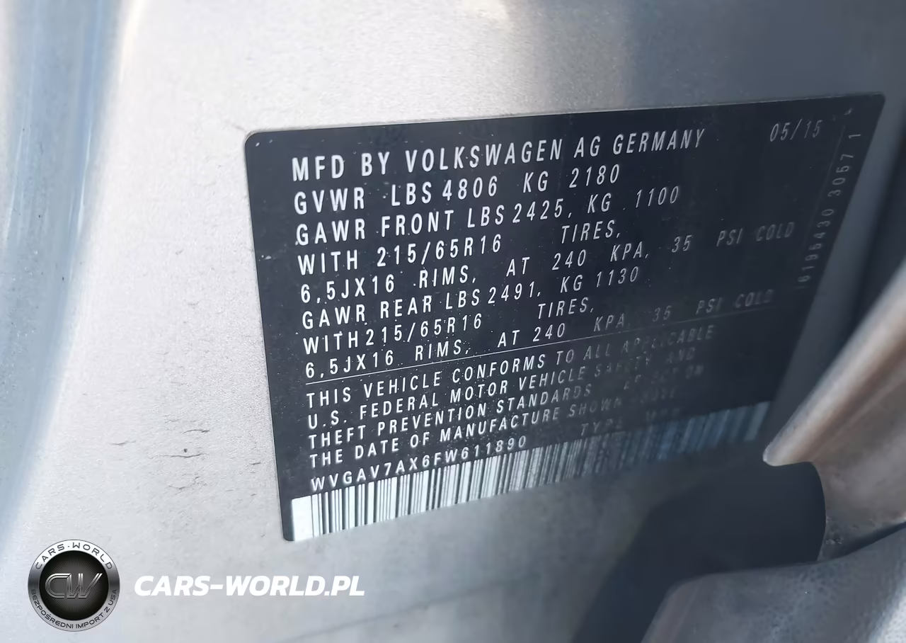2015 Volkswagen Tiguan S VIN:WVGAV7AX6FW611890 - 9