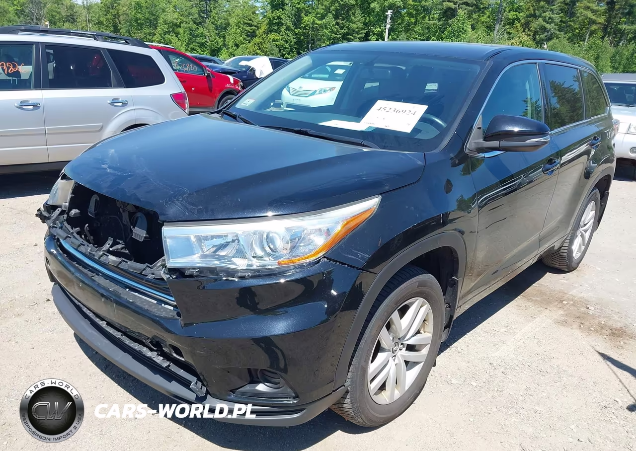 2016 Toyota Highlander Le V6 VIN:5TDBKRFH2GS270584 - 2