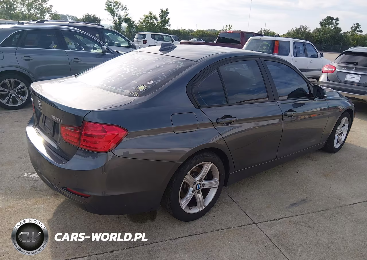 2014 BMW 320I xDrive VIN:WBA3C3C56EF986987 - 4