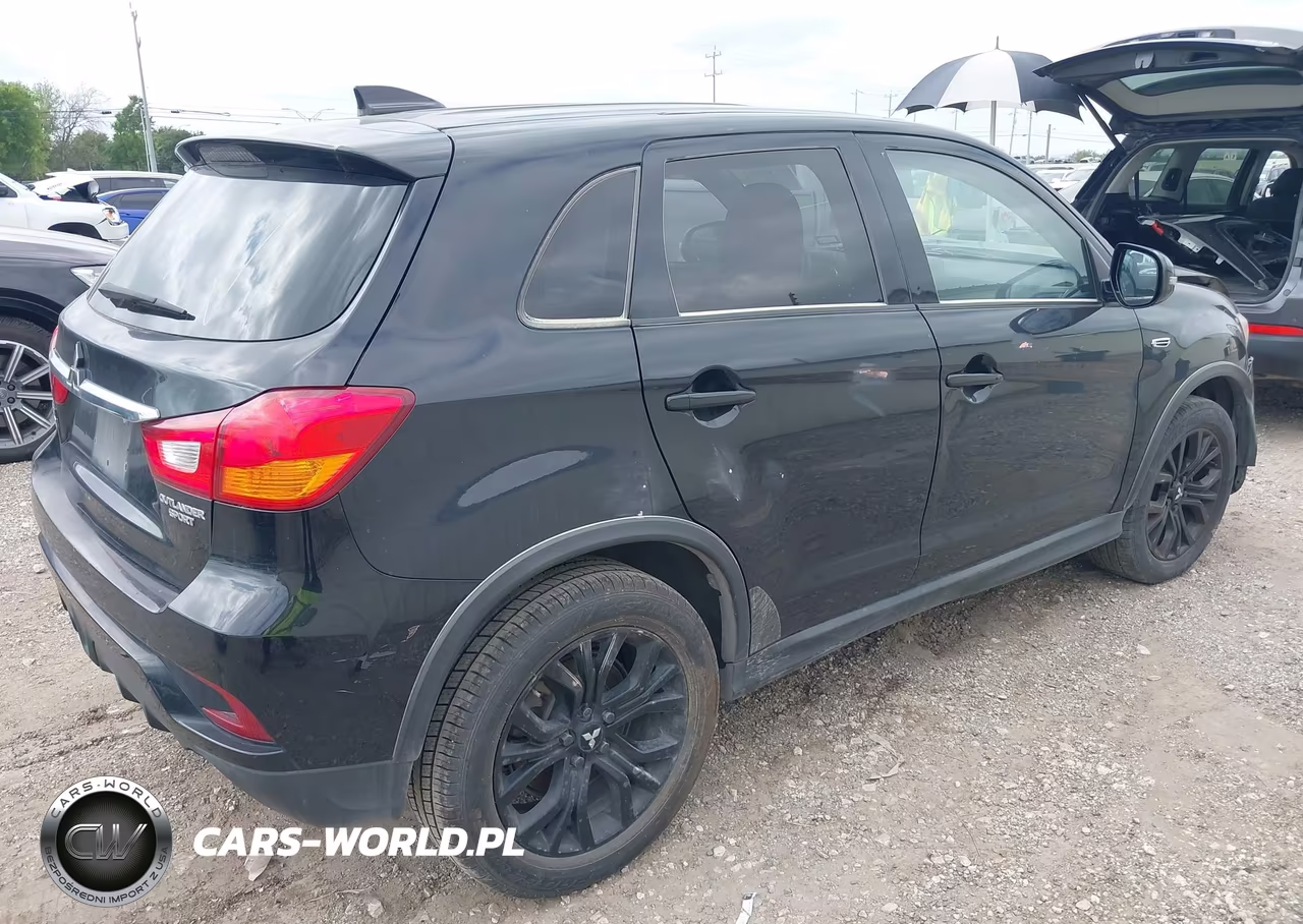 2018 Mitsubishi Outlander Sport 2.0 Le VIN:JA4AP3AU7JZ022328 - 4