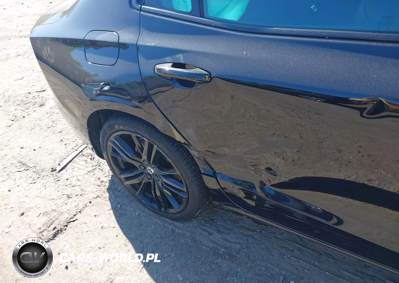 2024 Volvo S60 B5 Plus Black Edition VIN:7JRL12TH8RG288539 - 16