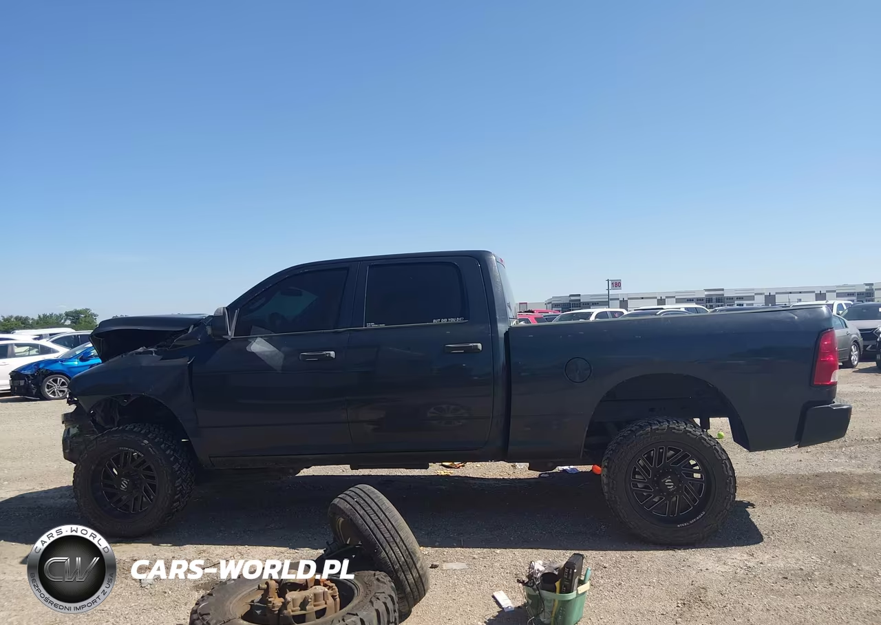 2017 Ram 2500 Tradesman 4X4 6'4 Box VIN:3C6UR5CL2HG732557 - 12