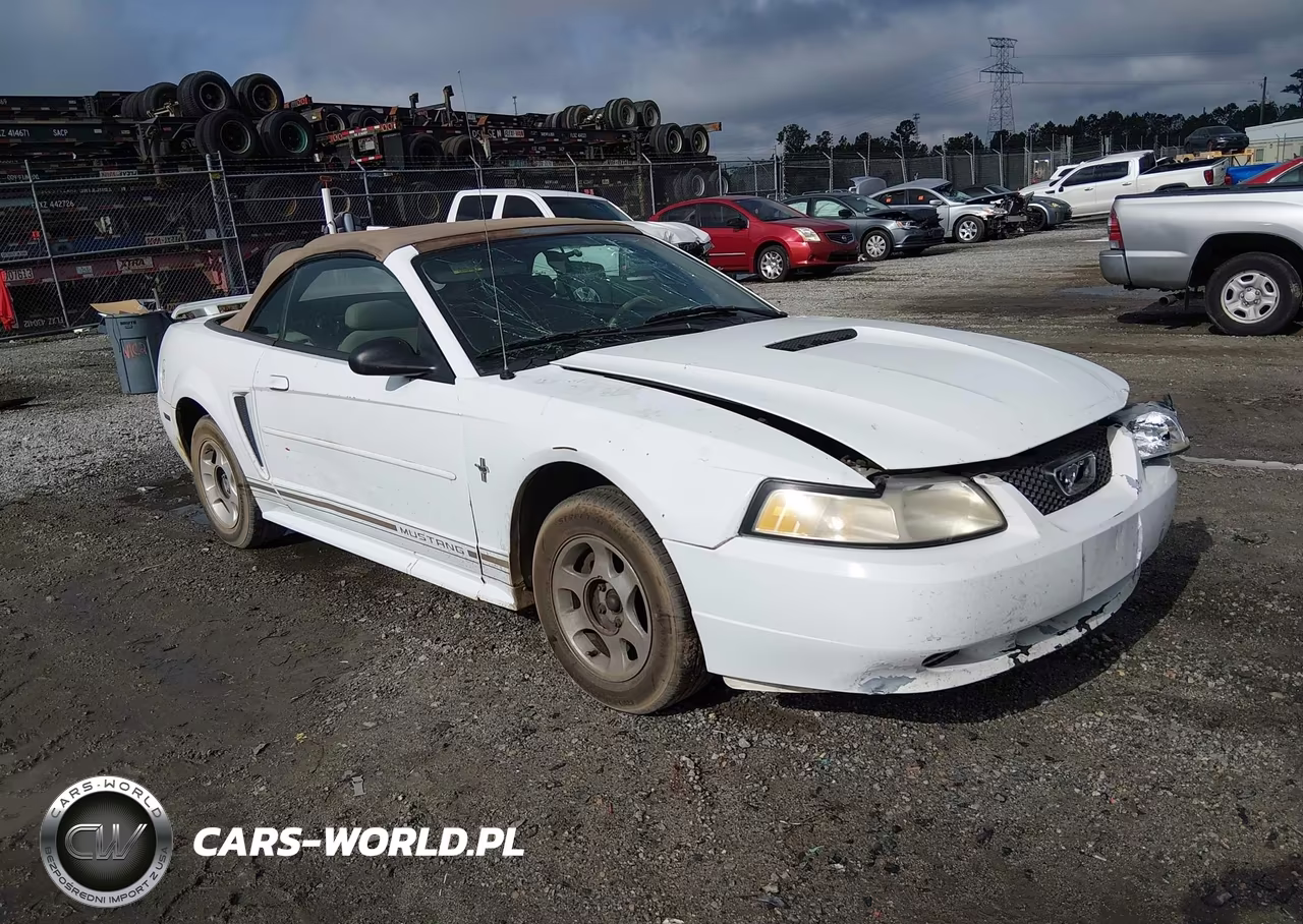 2000 Ford Mustang