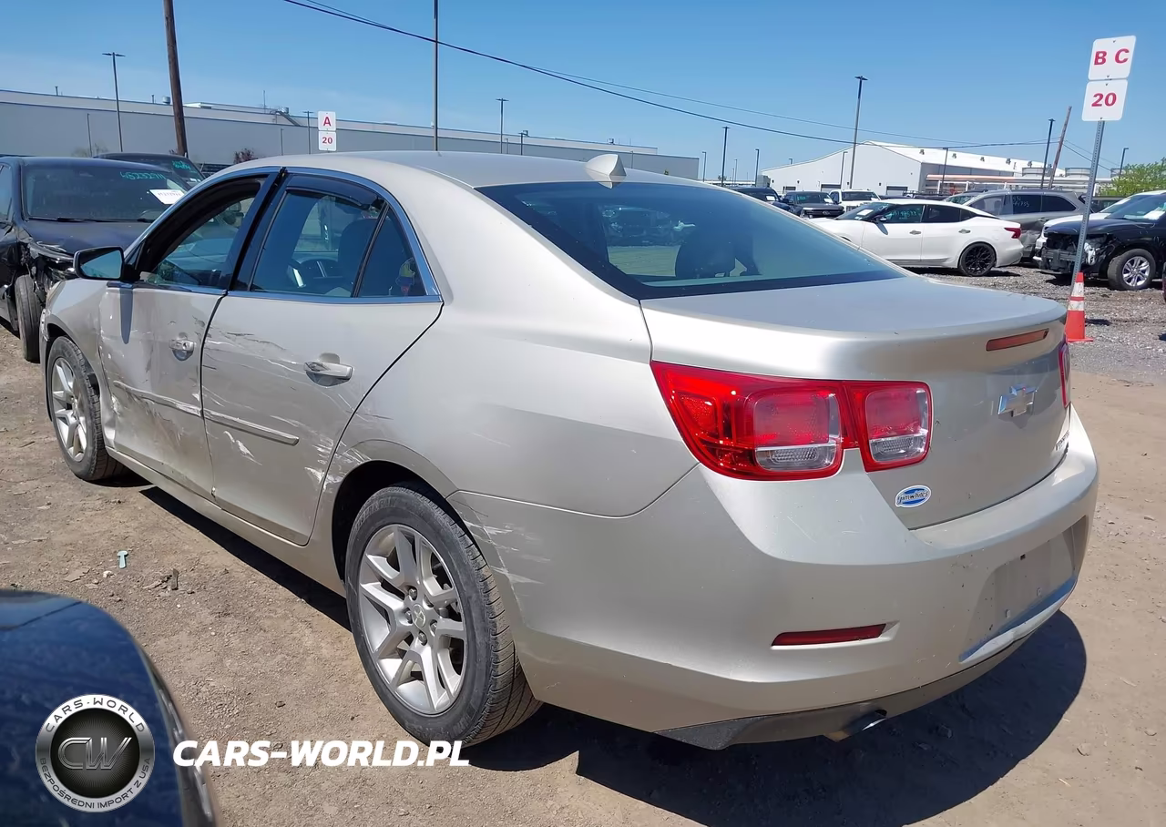2013 Chevrolet Malibu 1Lt VIN:1G11C5SAXDF331582 - 3
