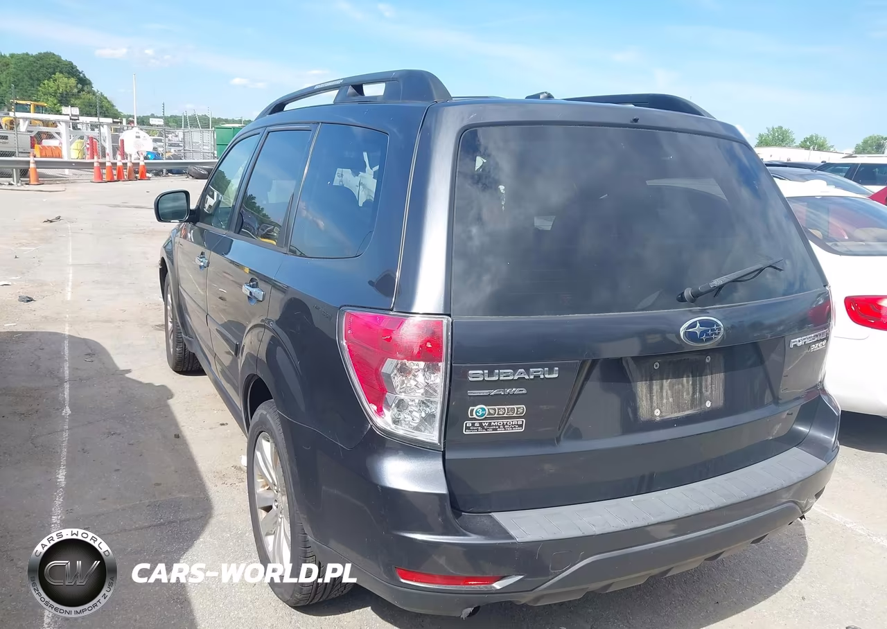 2013 Subaru Forester 2.5X Premium VIN:JF2SHADC5DH402228 - 3