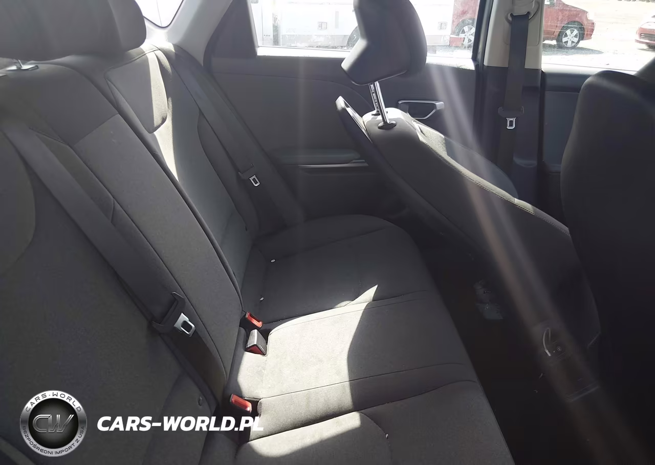 2025 Kia K4 Lx VIN:3KPFT4DE3SE218409 - 8