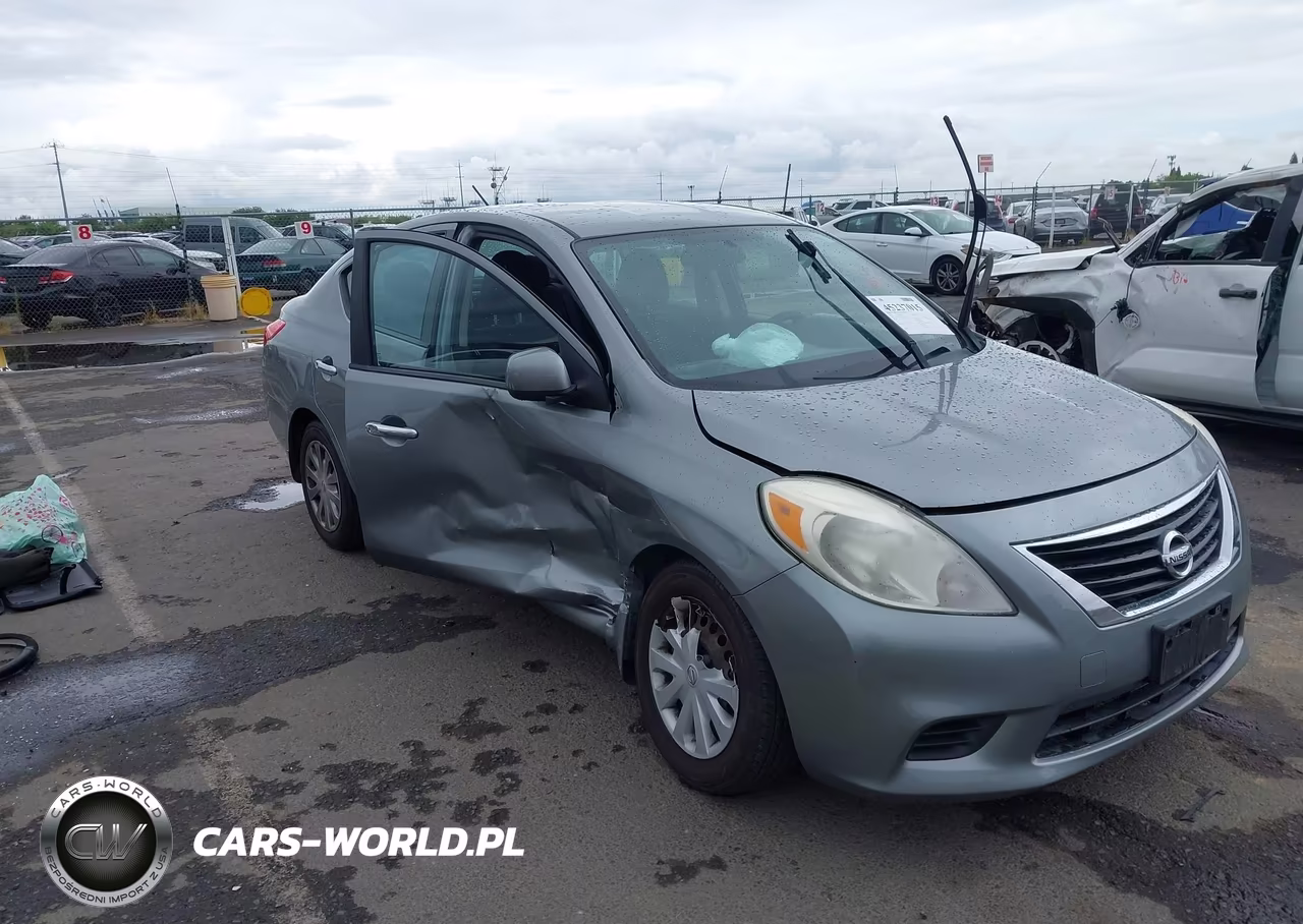 2012 Nissan Versa 1.6 Sv