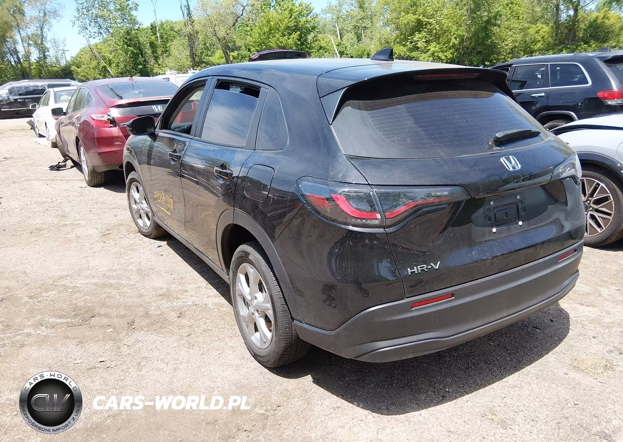 2025 Honda Hr-V Awd Lx VIN:3CZRZ2H32SM790113 - 3