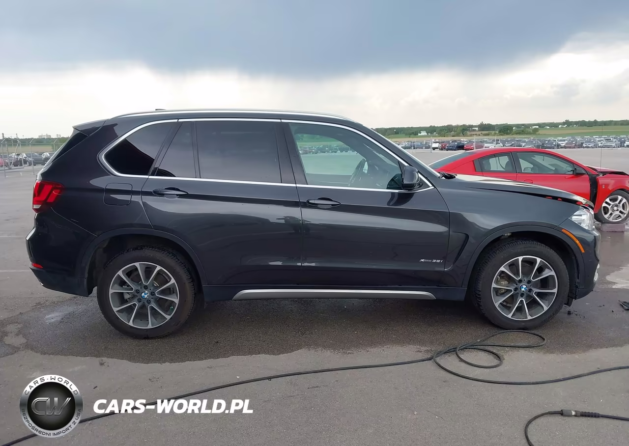 2018 BMW X5 xDrive35I VIN:5UXKR0C5XJ0X96326 - 14