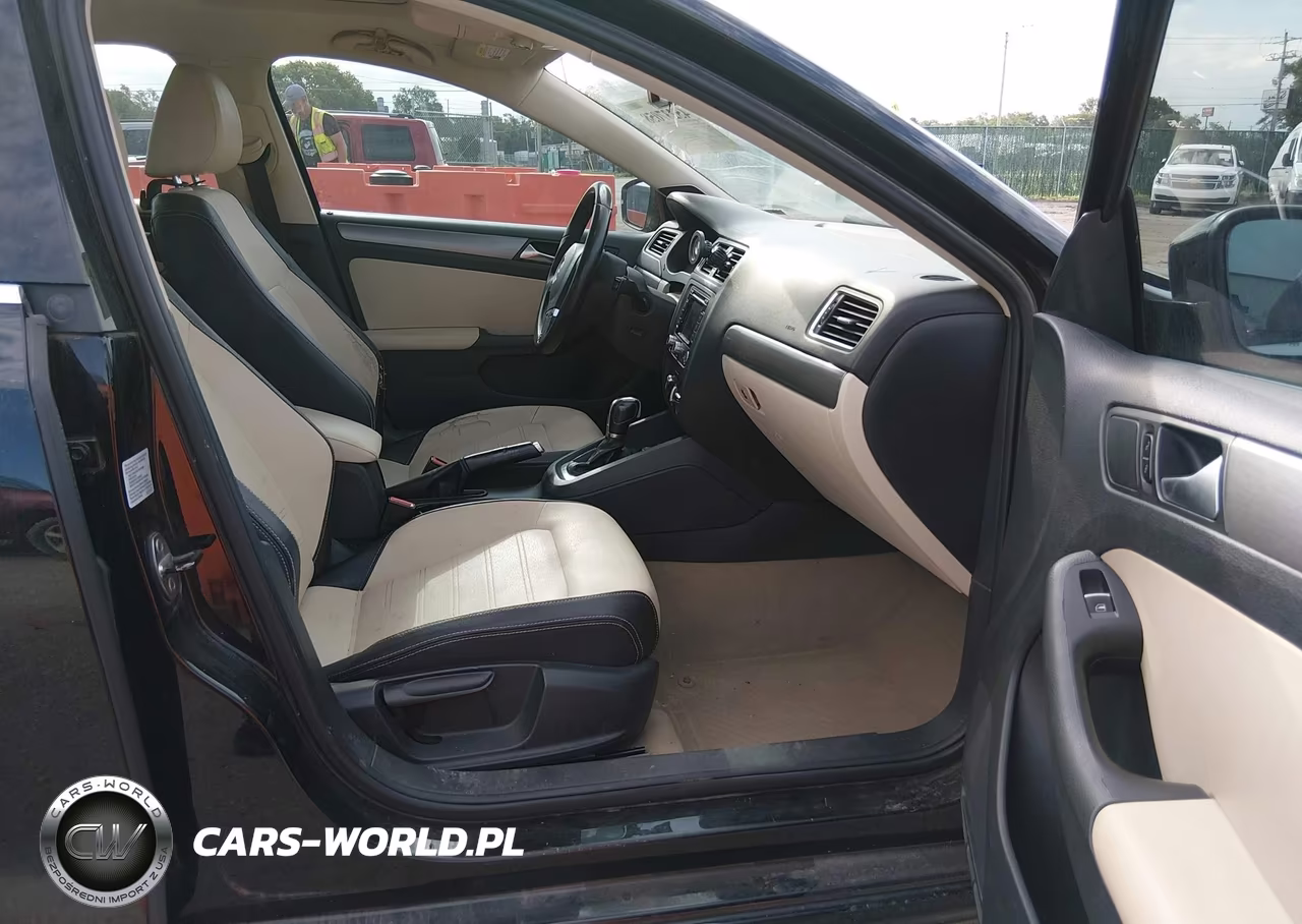 2012 Volkswagen Jetta 2.5L Sel Premium VIN:3VWLX7AJ9CM382942 - 5