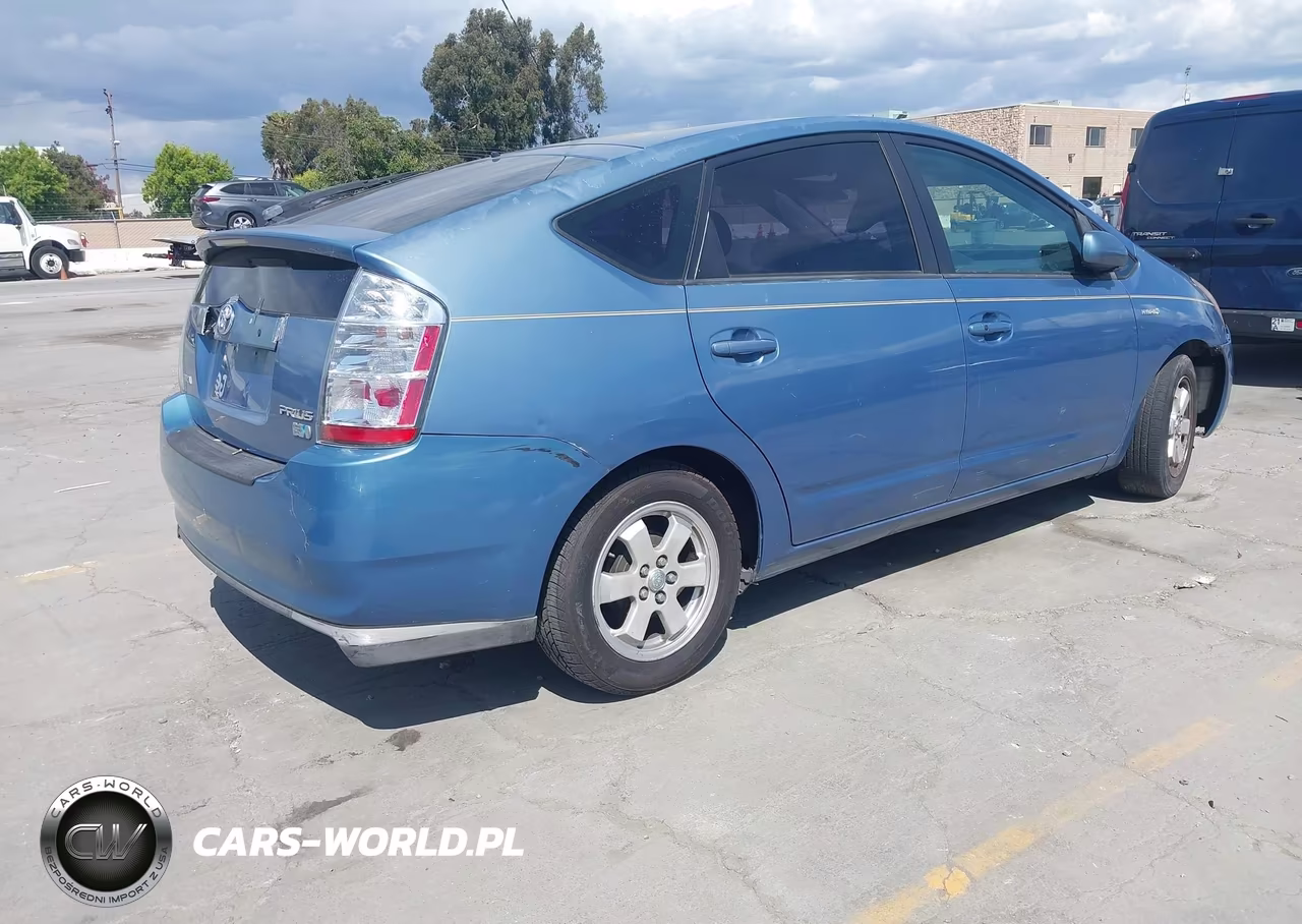 2008 Toyota Prius VIN:JTDKB20UX87778679 - 4