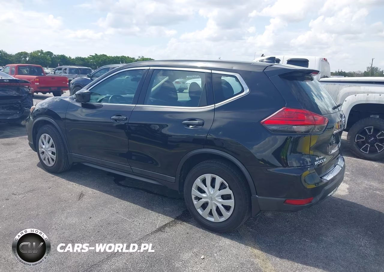 2017 Nissan Rogue S VIN:5N1AT2MT7HC739447 - 3