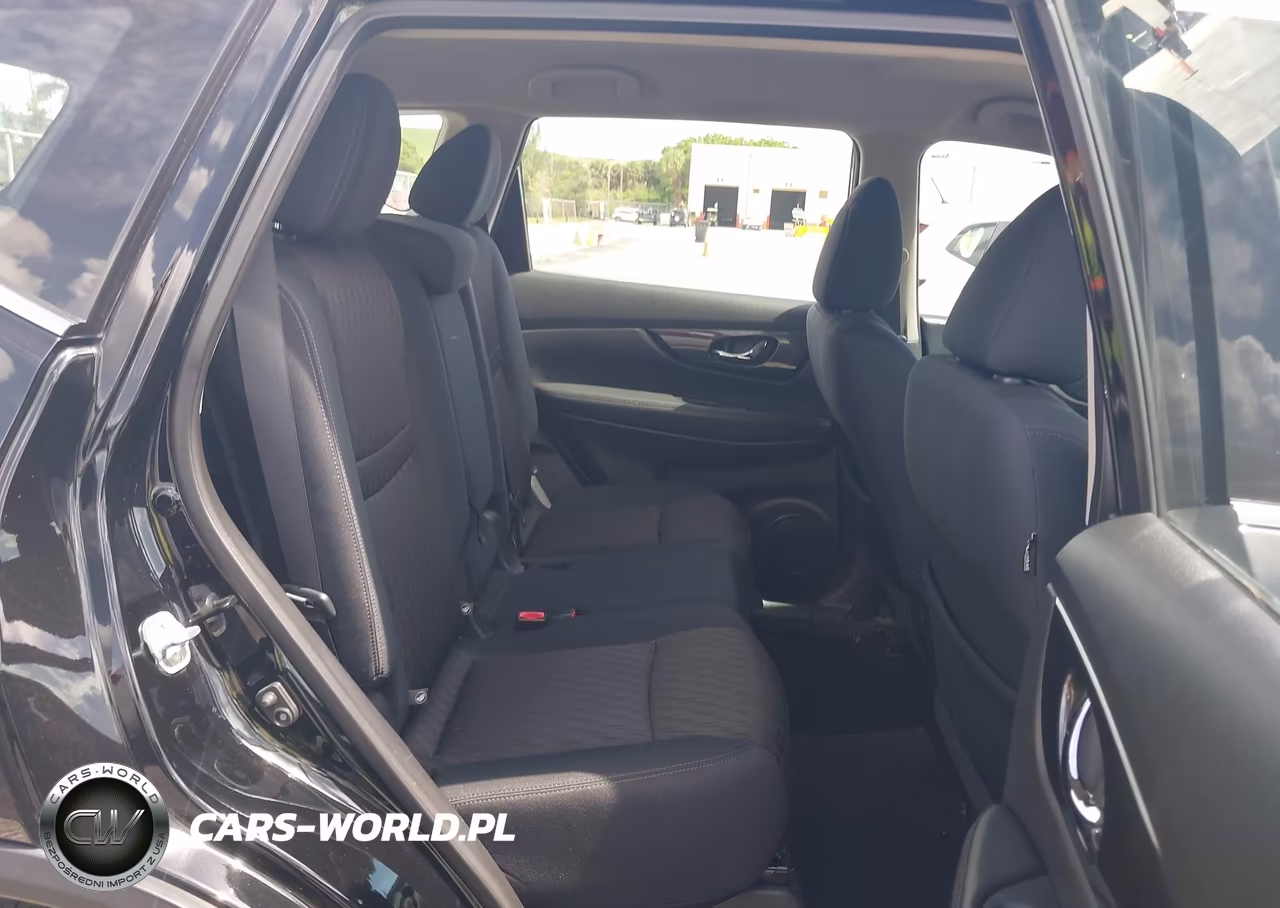 2017 Nissan Rogue S VIN:5N1AT2MT7HC739447 - 8