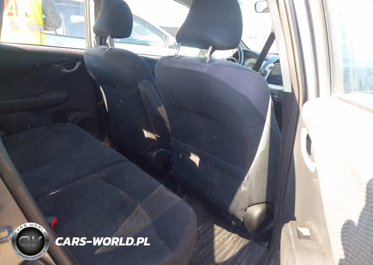 2011 Honda Fit Sport VIN:JHMGE8G52BC019102 - 8