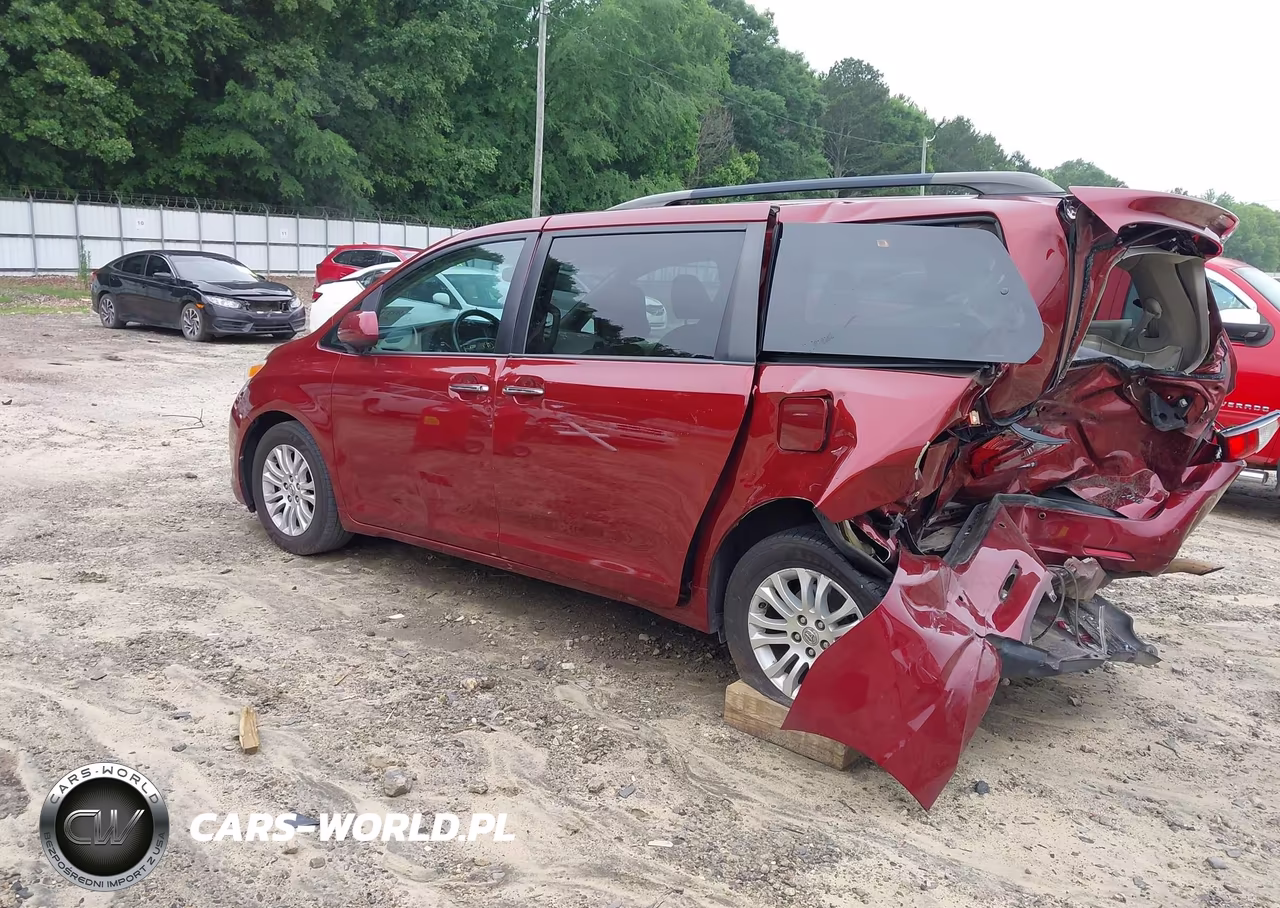 2015 Toyota Sienna Xle Premium 8 Passenger VIN:5TDYK3DC4FS637739 - 3