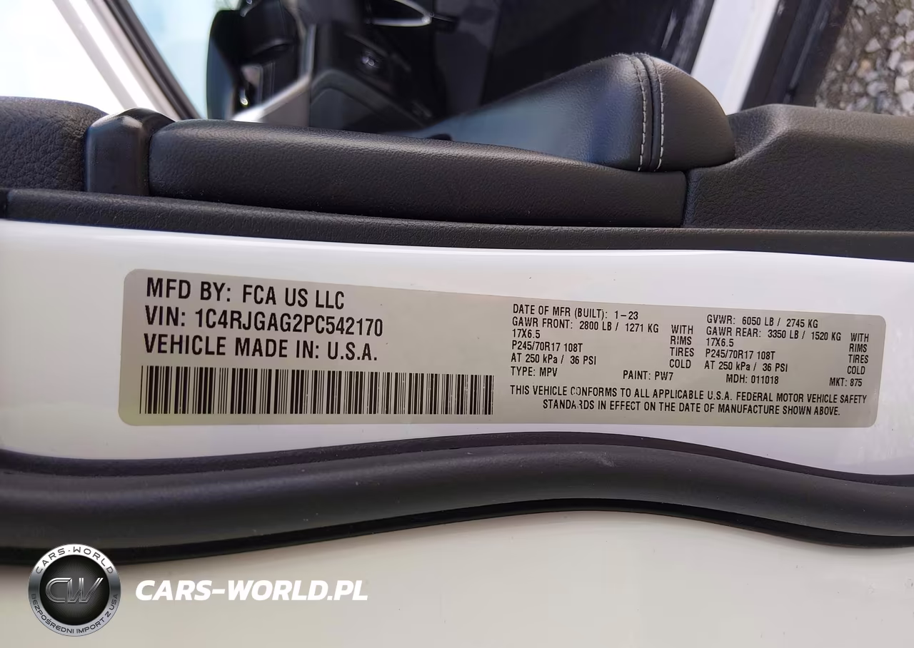 2023 Jeep Grand Cherokee Laredo VIN:1C4RJGAG2PC542170 - 9