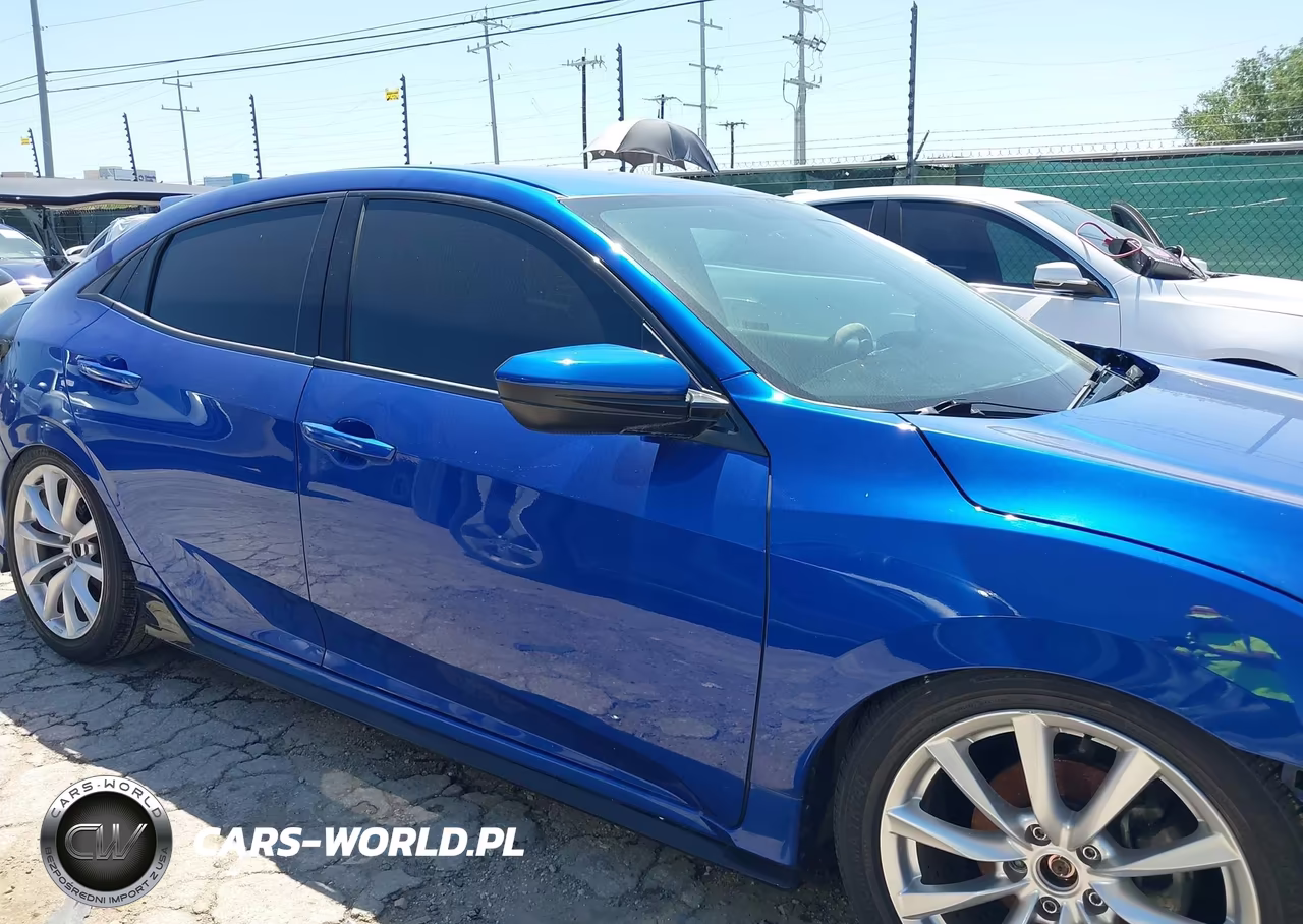 2018 Honda Civic Sport VIN:SHHFK7G41JU229715 - 13