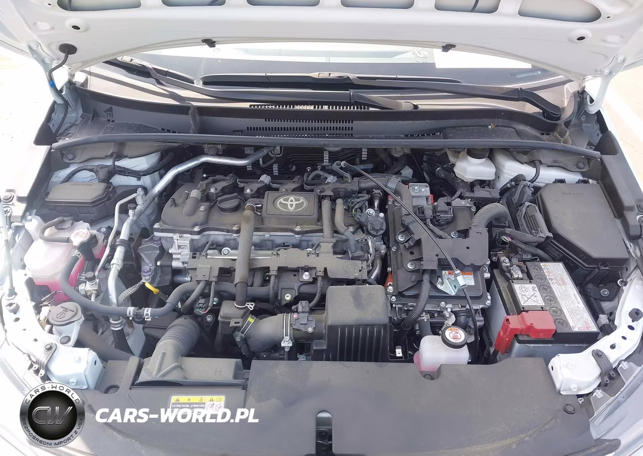 2025 Toyota Corolla Hybrid Le VIN:JTDBCMFE7S3070123 - 10