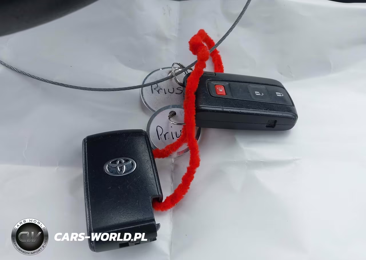 2008 Toyota Prius VIN:JTDKB20U183331634 - 11