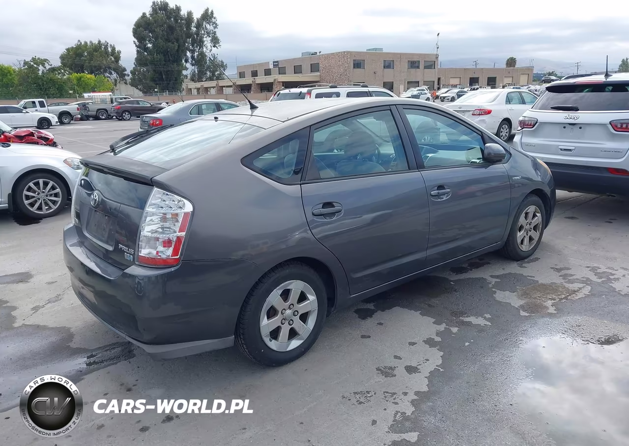 2008 Toyota Prius VIN:JTDKB20U183331634 - 4
