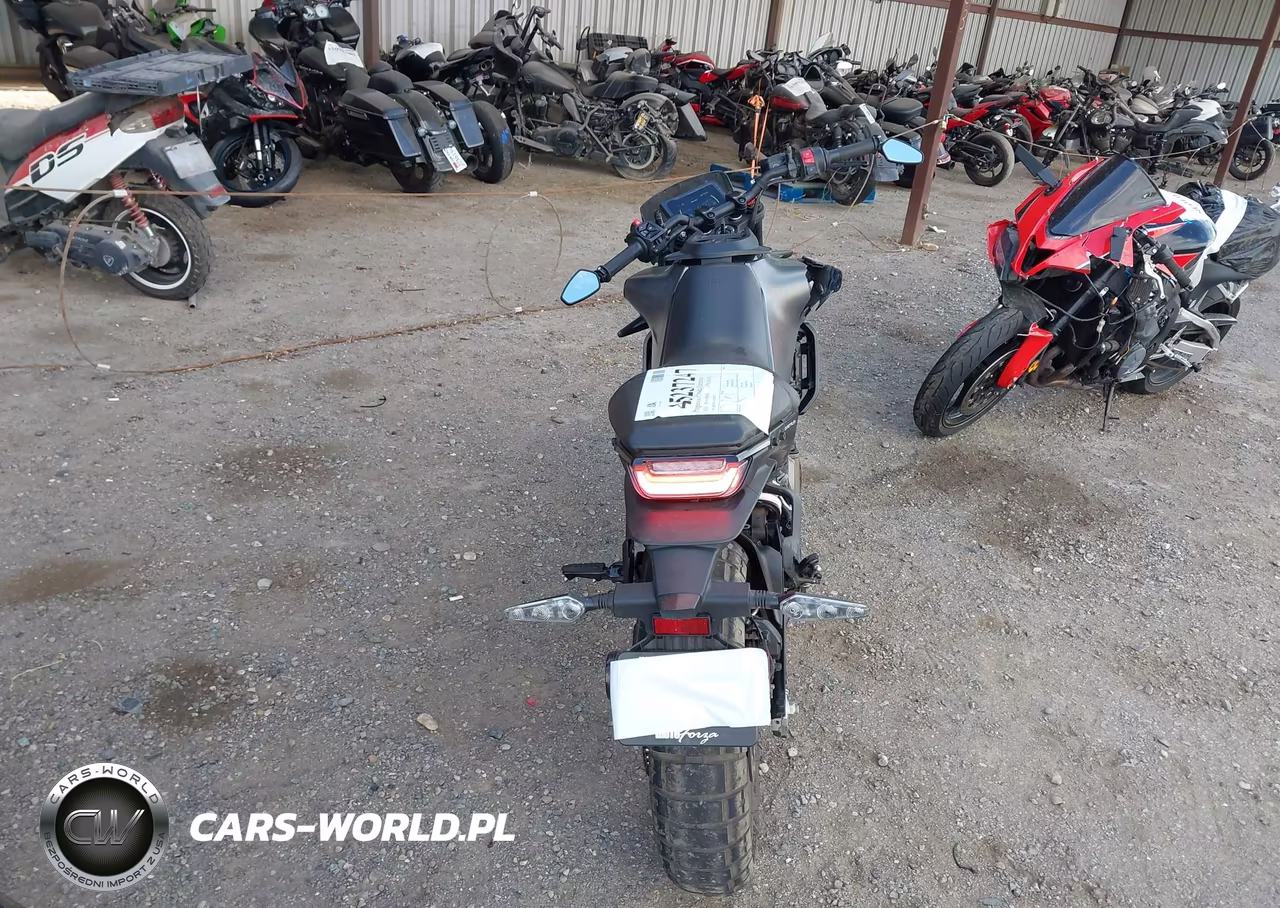 2024 Husqvarna Vitpilen 401-Svartpilen 401 VIN:MD2JUJ405RN209513 - 6