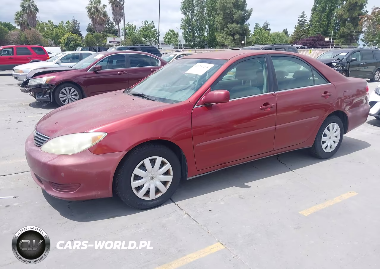 2005 Toyota Camry Le VIN:4T1BE32K75U394246 - 2