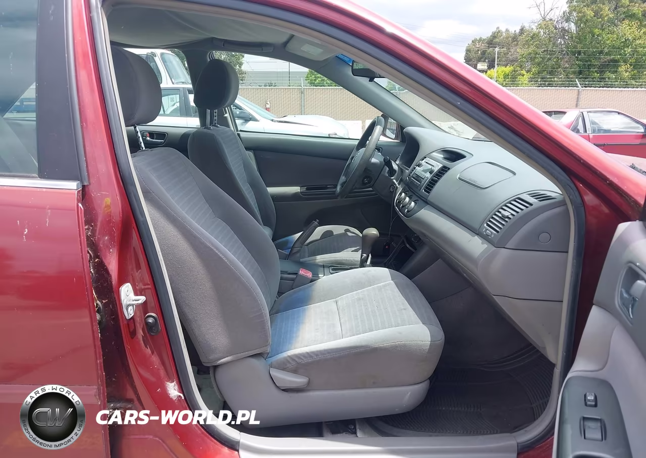 2005 Toyota Camry Le VIN:4T1BE32K75U394246 - 5