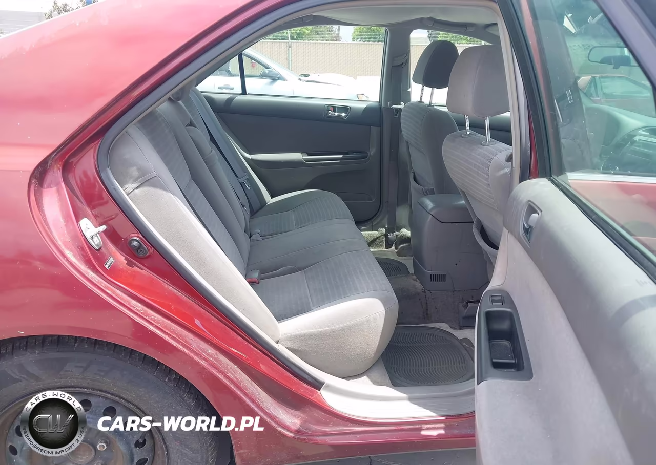 2005 Toyota Camry Le VIN:4T1BE32K75U394246 - 8