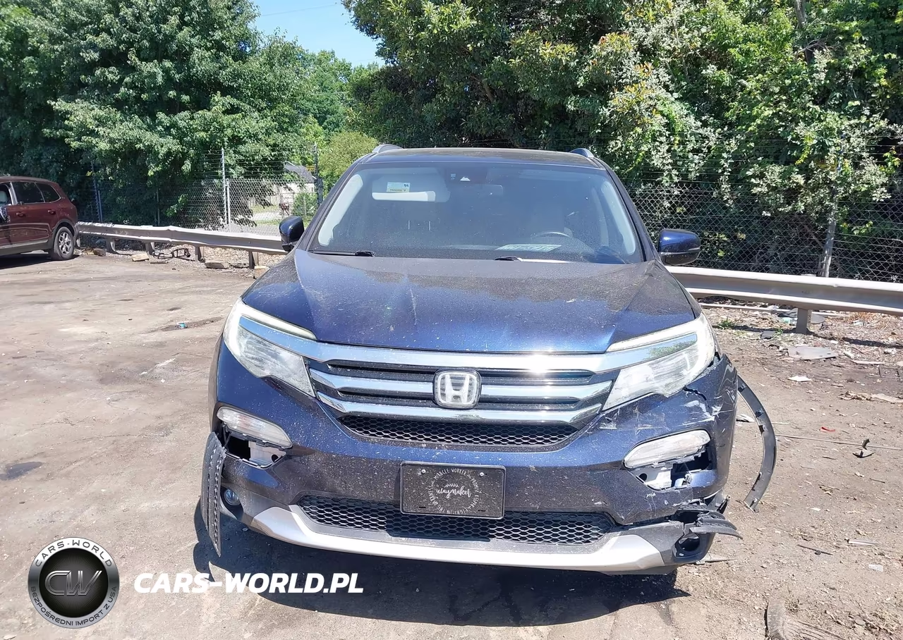 2017 Honda Pilot Elite VIN:5FNYF6H09HB104735 - 12