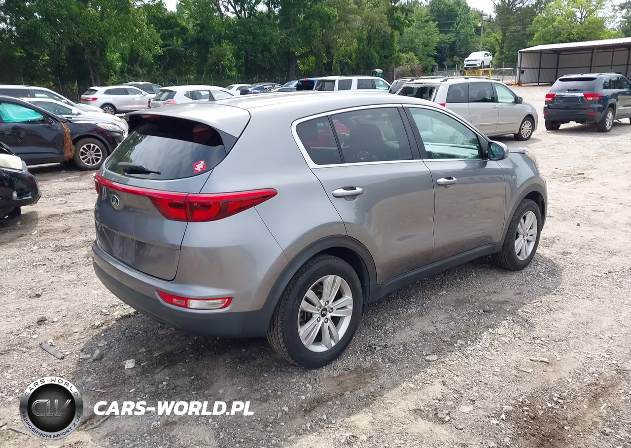2018 Kia Sportage Lx VIN:KNDPMCAC7J7371016 - 4