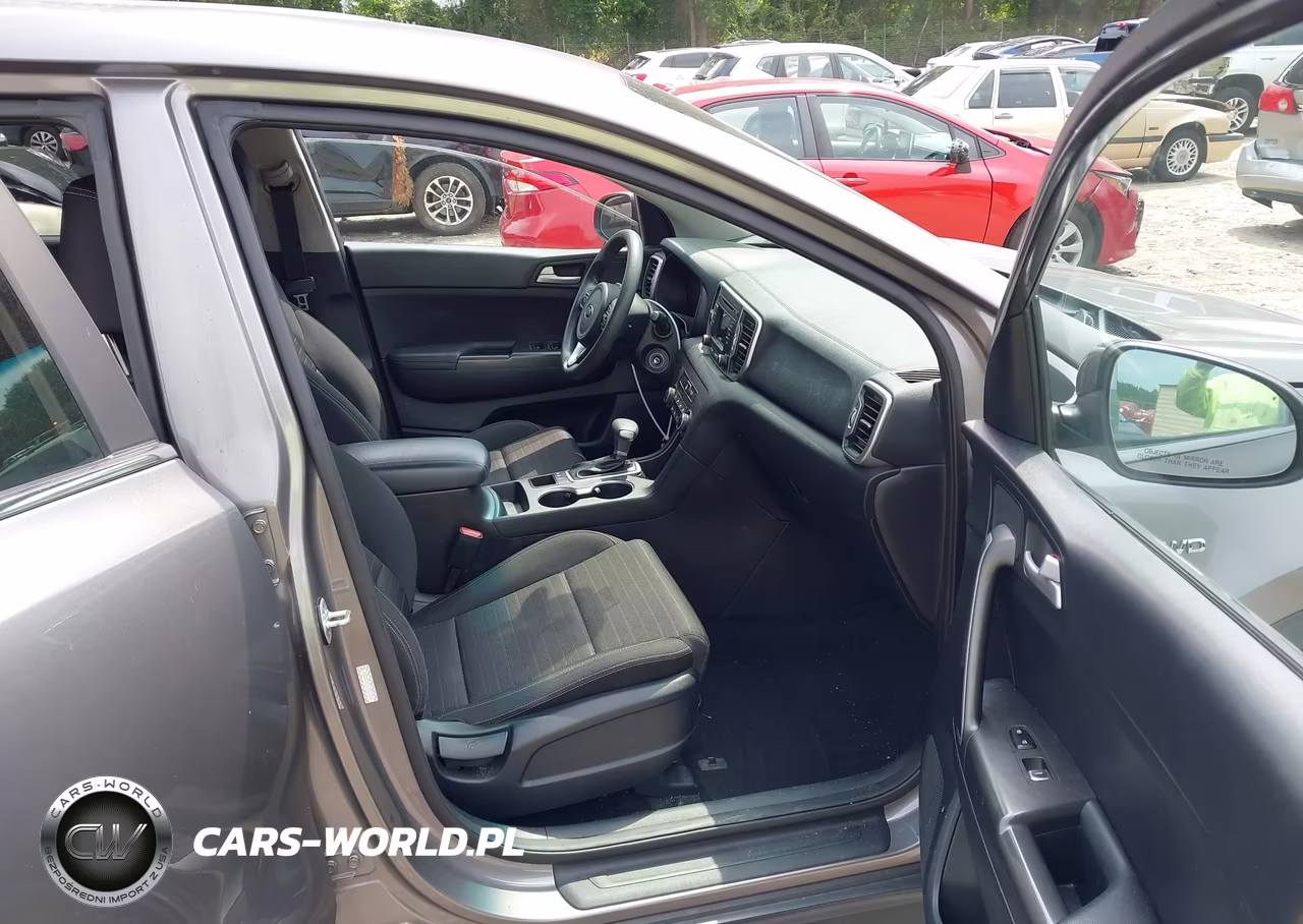 2018 Kia Sportage Lx VIN:KNDPMCAC7J7371016 - 5