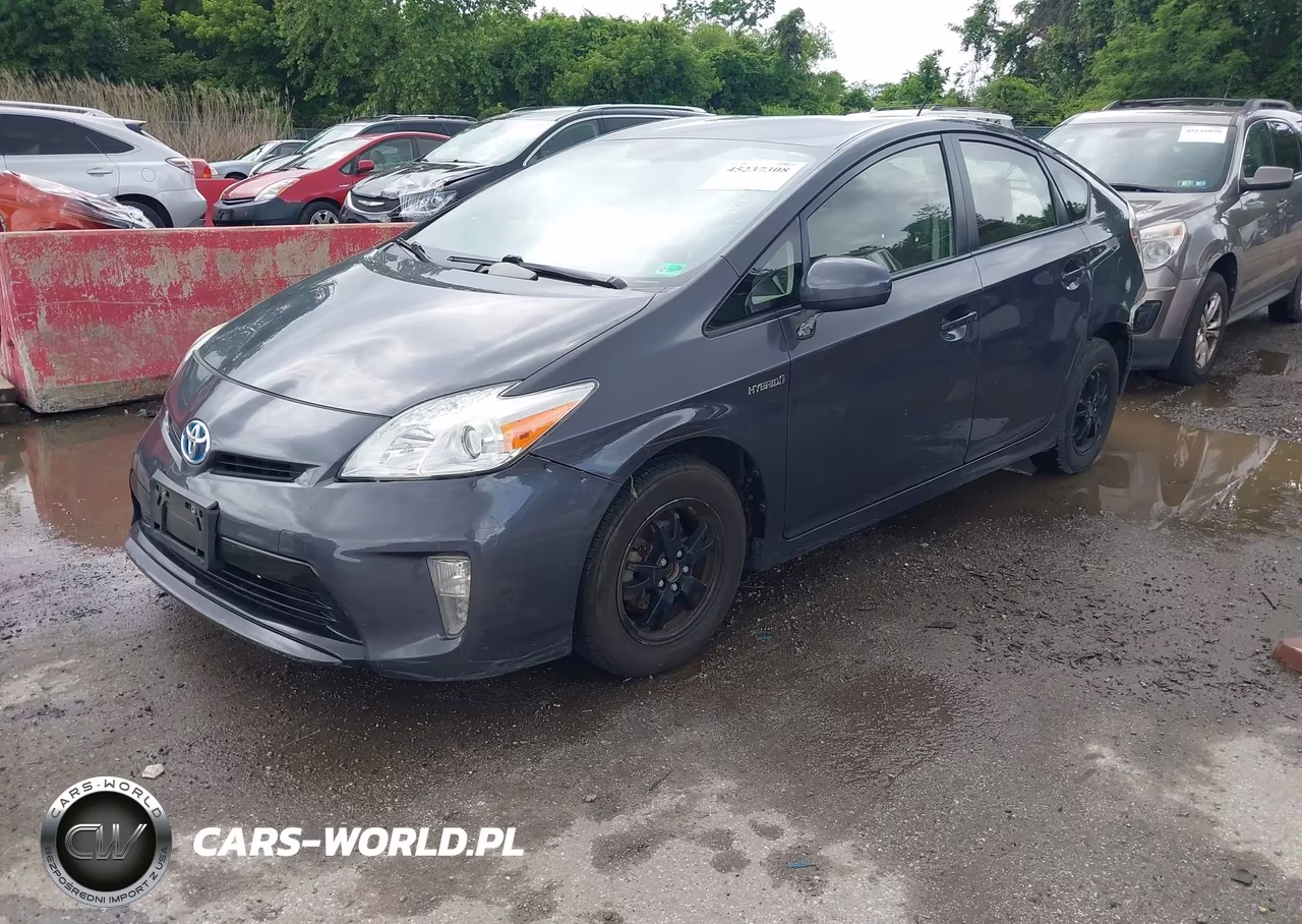 2015 Toyota Prius Two VIN:JTDKN3DUXF1986293 - 2