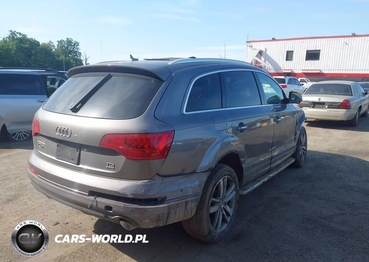 2011 Audi Q7 3.0 Tdi Premium VIN:WA1LMAFE6BD001346 - 4