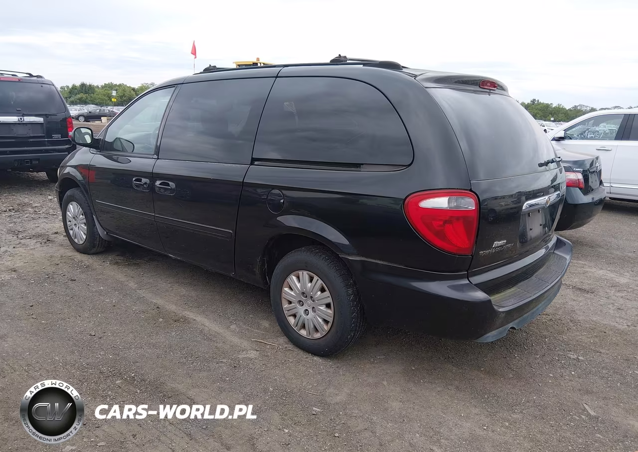 2005 Chrysler Town & Country Lx VIN:2C4GP44R85R468355 - 3