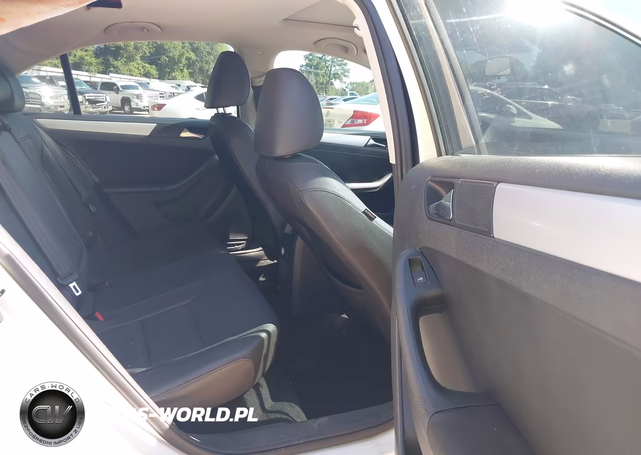 2011 Volkswagen Jetta 2.0L Tdi VIN:3VWLL7AJ4BM111779 - 8
