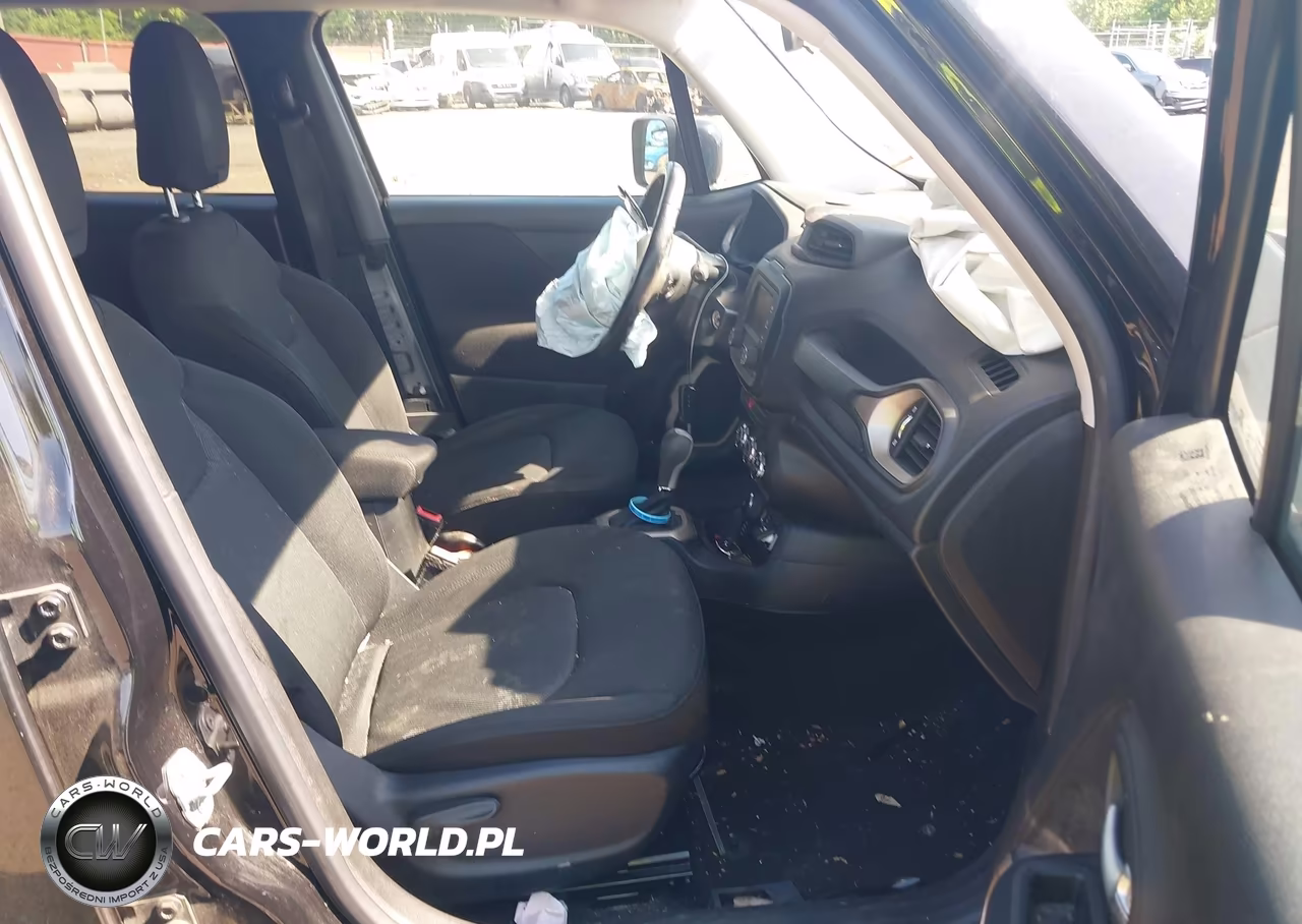 2015 Jeep Renegade Latitude VIN:ZACCJBBT0FPB71866 - 5