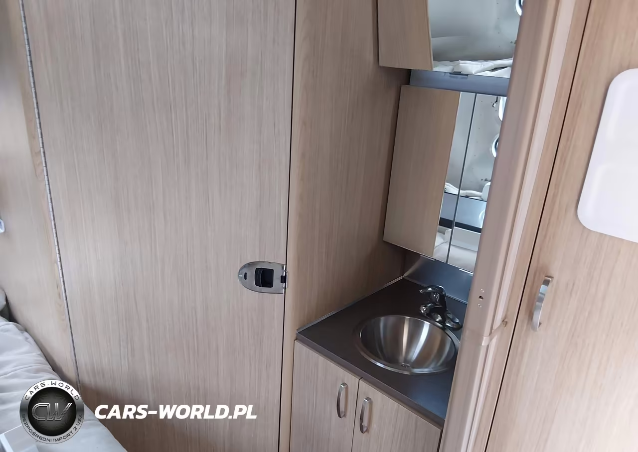 2017 Airstream Other VIN:1STC9AA12HJ537881 - 13