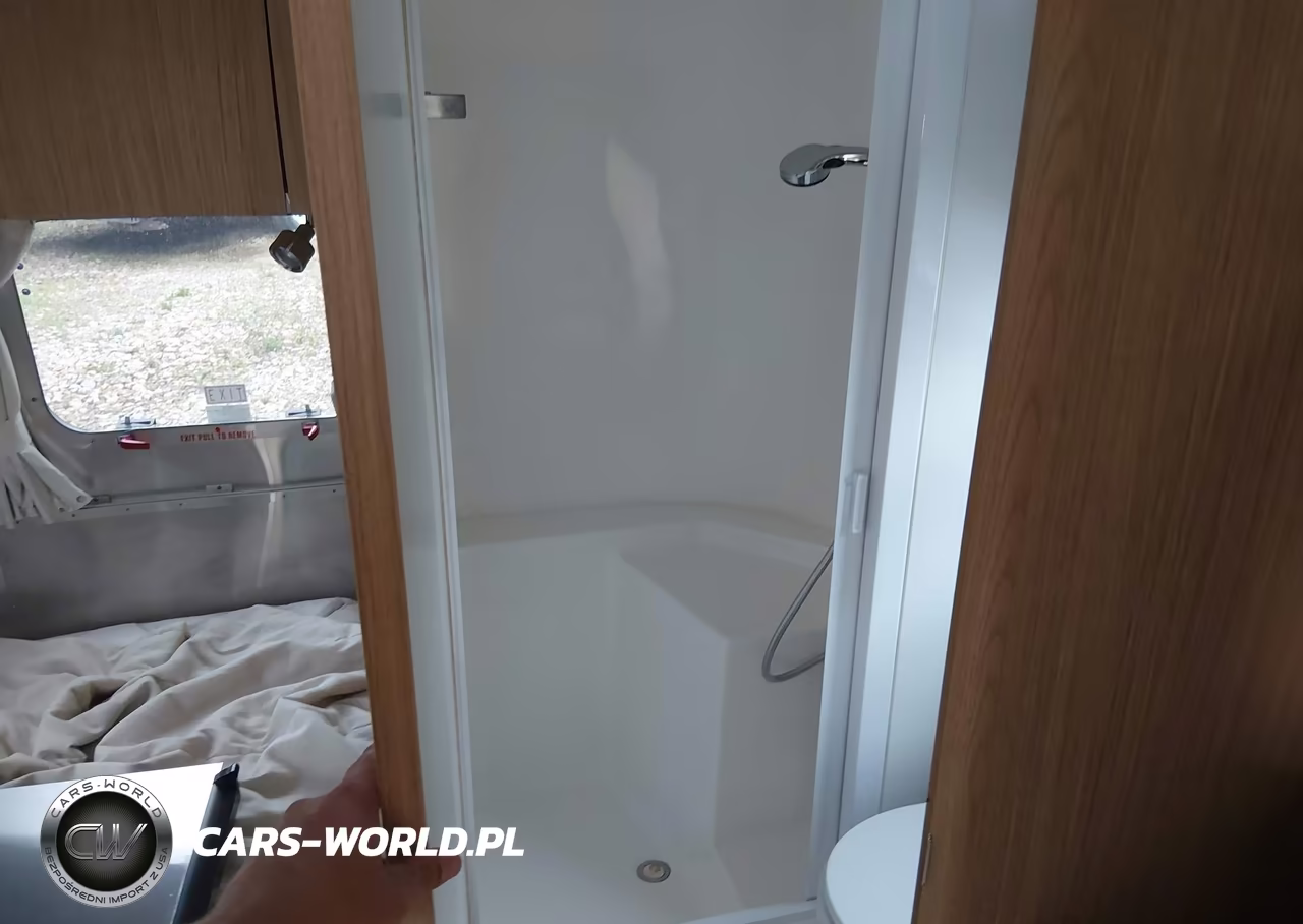 2017 Airstream Other VIN:1STC9AA12HJ537881 - 14