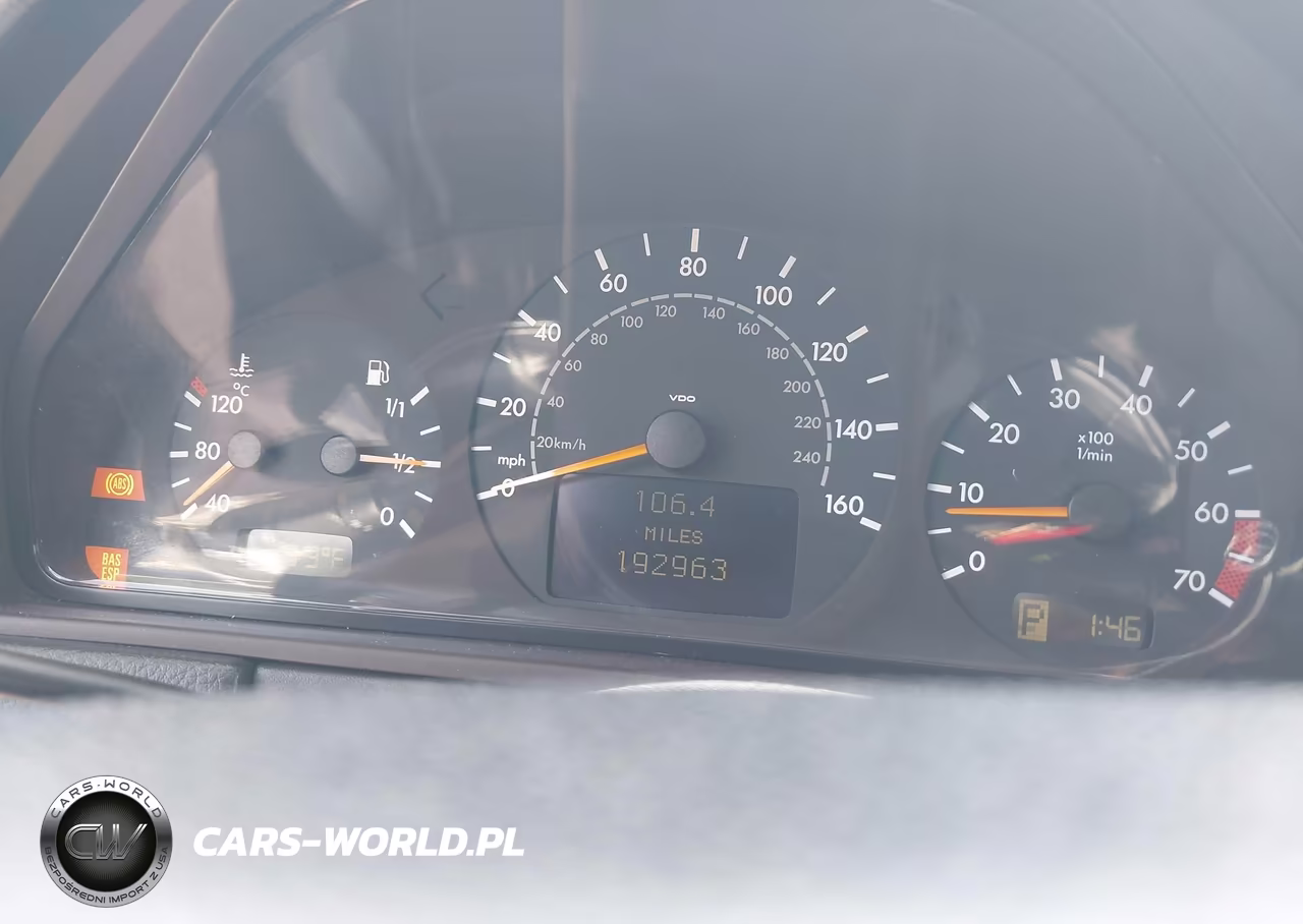 2000 Mercedes-Benz E 320 VIN:WDBJF65JXYB096578 - 7