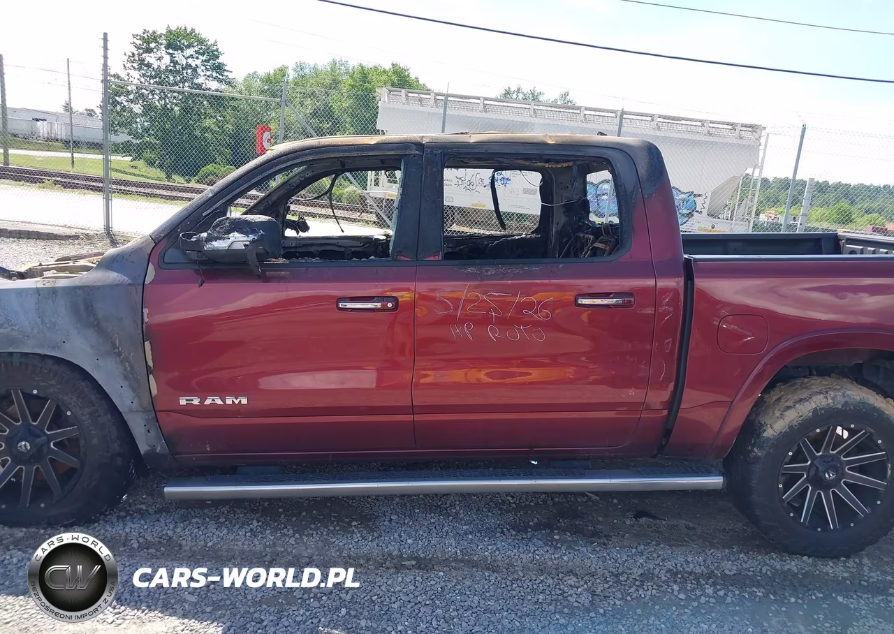 2020 Ram 1500 Laramie 4X2 5'7 Box VIN:1C6RREJM7LN246392 - 13