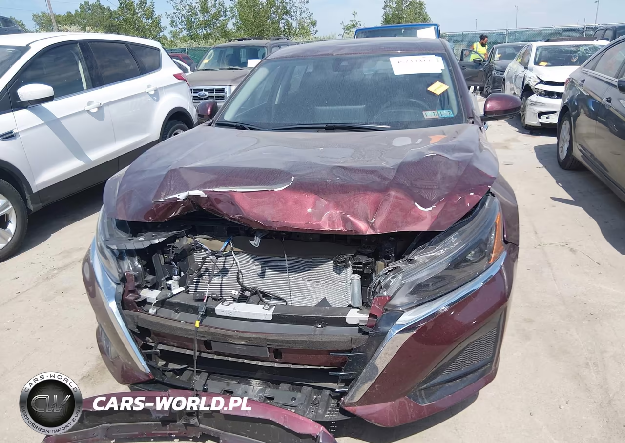 2025 Nissan Altima Sl Fwd VIN:1N4BL4EV1SN305837 - 12