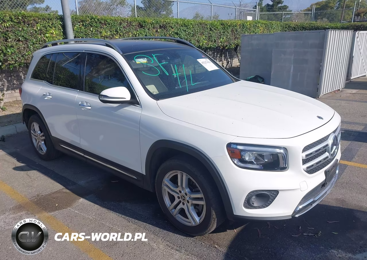 2021 Mercedes-Benz Glb 250 – zdjęcie 1 z 17