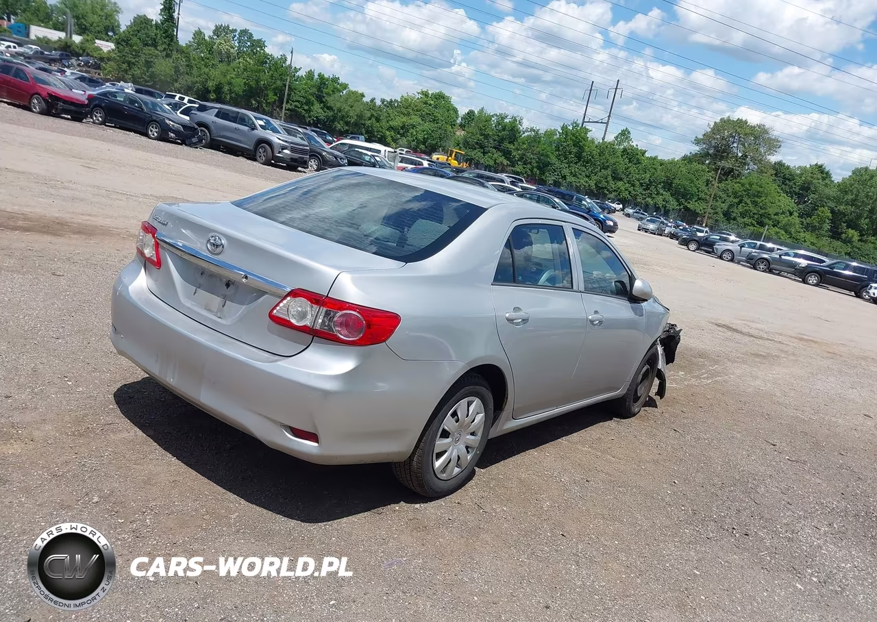 2013 Toyota Corolla L VIN:2T1BU4EE4DC954805 - 4