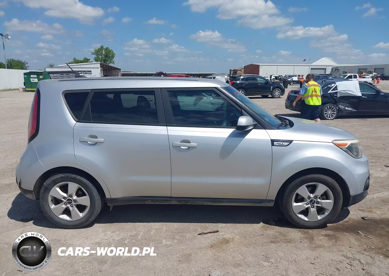 2019 Kia Soul VIN:KNDJN2A2XK7678119 - 13
