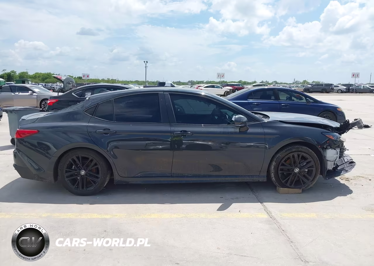 2025 Toyota Camry Se VIN:4T1DAACK2SU087487 - 14